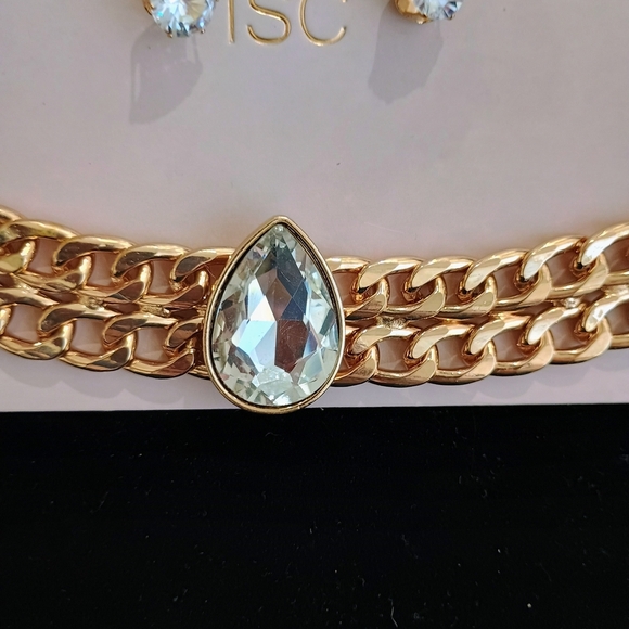 Gold Chain Choker Necklace and Earring Set - Picture 2 of 2